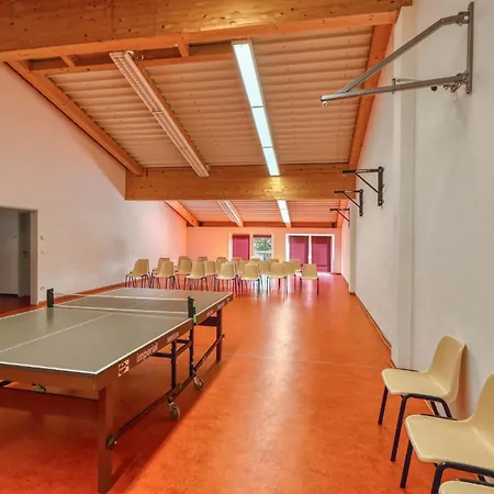 3 Bedroom Amazing In Altenkirchen (Mecklenburg-Vorpommern)